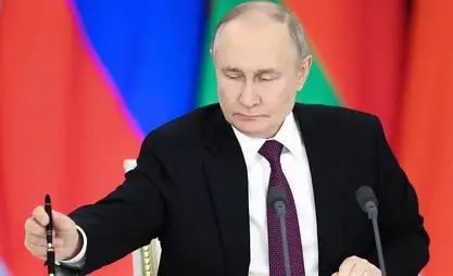 Putin announces three-day truce from midnight May 8