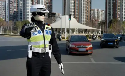 AI-powered "RoboCops" take up traffic duties in Chinese cities