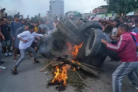 2040632114_0_0_qARAxrT.max-2560x1440.format-webp.jpegquality-90.webp