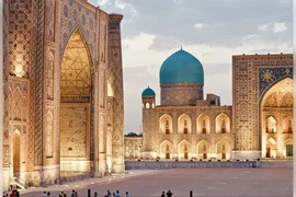 29112025-samarkand-s-3000-letnim-naslediem.webp