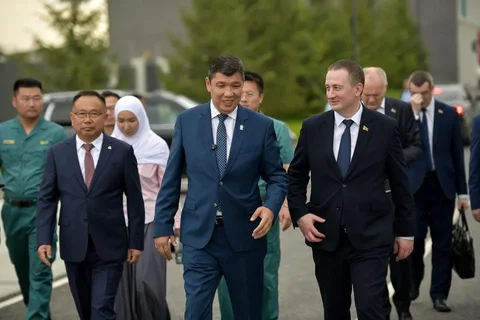 2_Gbzwi2O.max-2560x1440.format-webp.jpegquality-90.webp