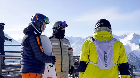 52041680042272_bDJE2nz.max-2560x1440.format-webp.jpegquality-90.webp