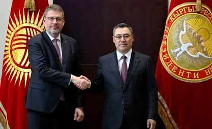 Sadyr Zhaparov, Eduards Stiprais discuss construction of Kambarata-1 HPP