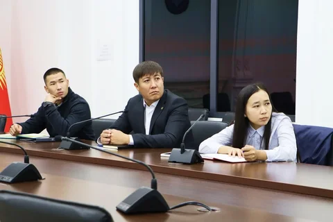569033883_1807.max-2560x1440.format-webp.jpegquality-90.webp
