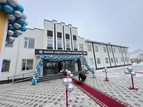 605633779_1374.max-2560x1440.format-webp.jpegquality-90.webp