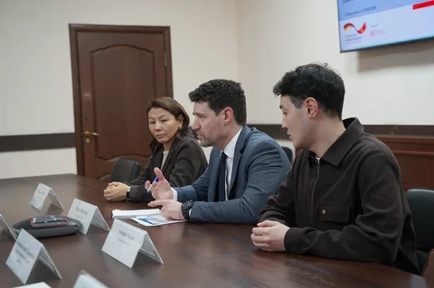 630833212_8955.max-2560x1440.format-webp.jpegquality-90.webp
