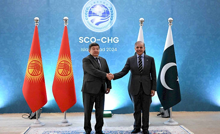 670e731eabc00-thumb.730x0