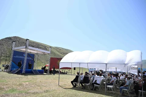 682f0e1feb727-.max-2560x1440.format-webp.jpegquality-90.webp