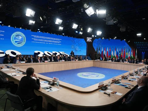 691c6ea50e7f7-.max-2560x1440.format-webp.jpegquality-90.webp