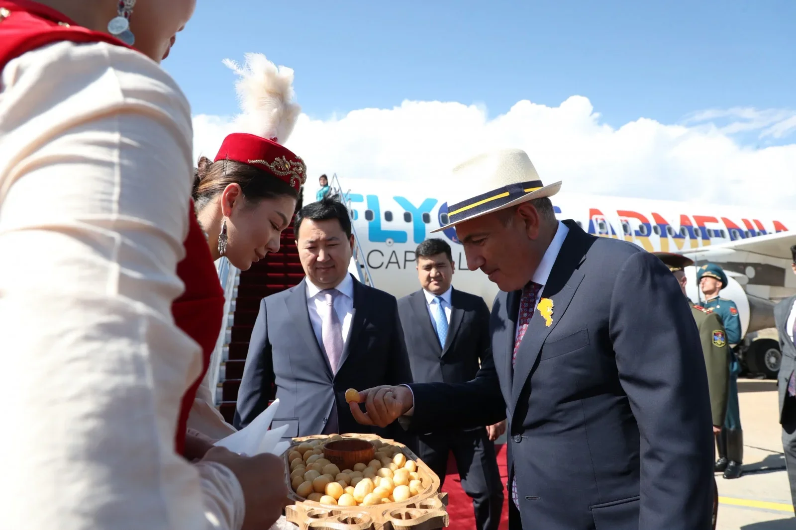 6a7466f31ad26-.max-2560x1440.format-webp.jpegquality-90.webp
