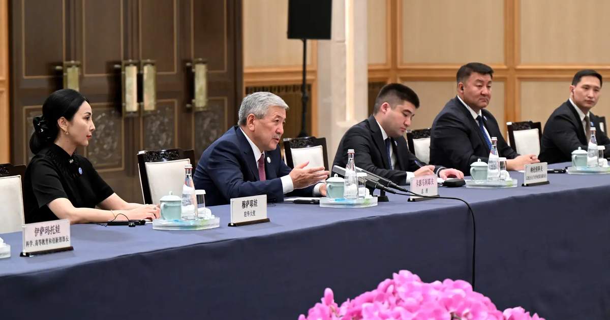 Kasymaliev and Li Qiang discuss China–Kyrgyzstan–Uzbekistan railway construction