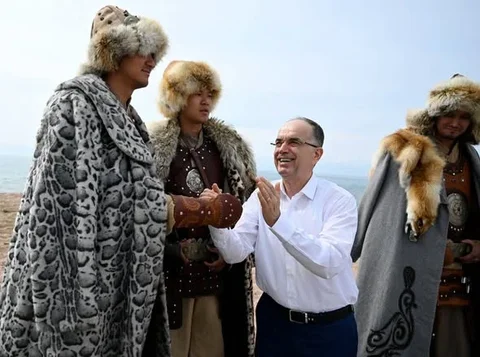 725838299_1723.max-2560x1440.format-webp.jpegquality-90.webp