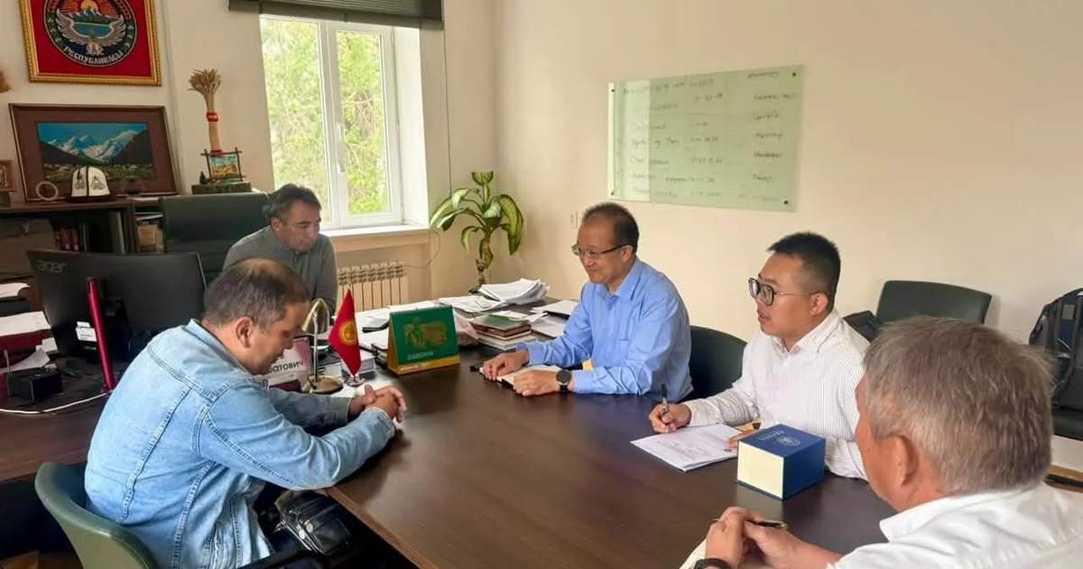 Kyrgyzstan and China study land development technologies