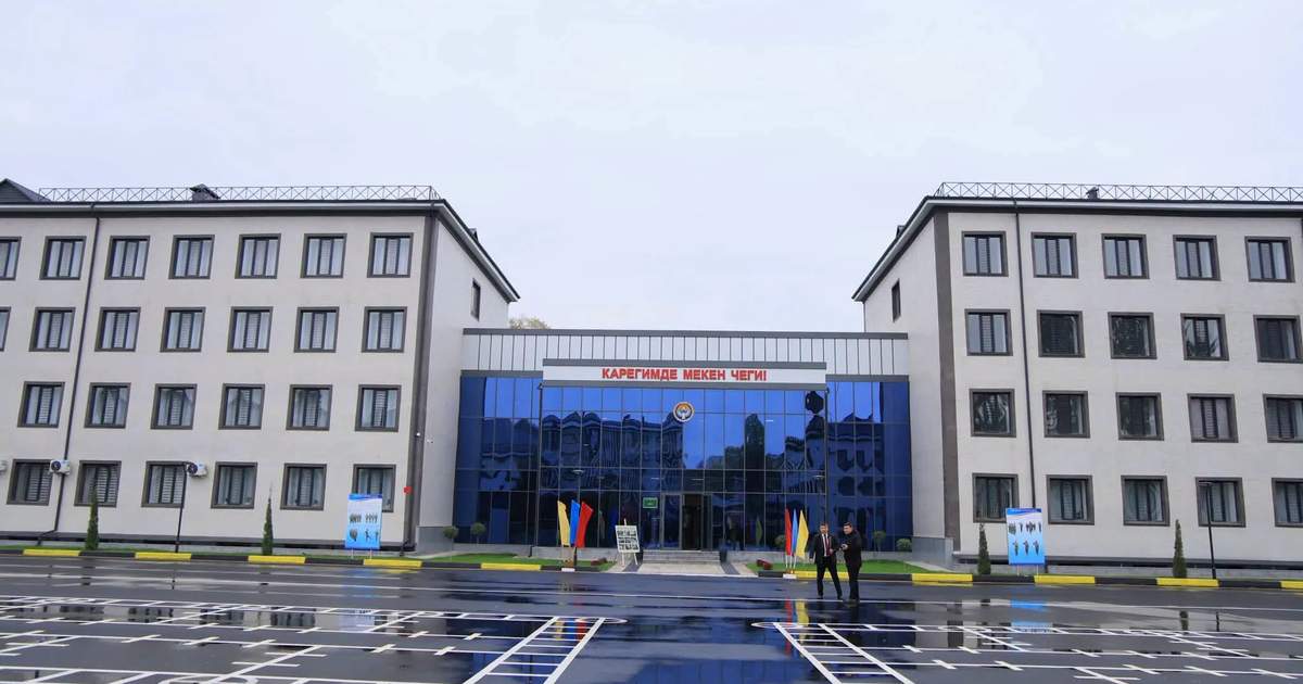 President Zhaparov opens renovated border guard complex in Osh region