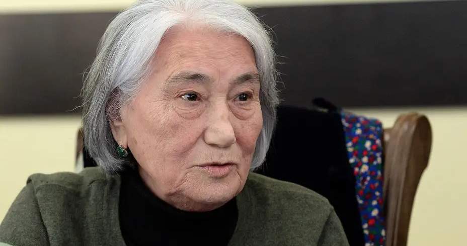 Roza Aitmatova, sister of Chingiz Aitmatov passed away
