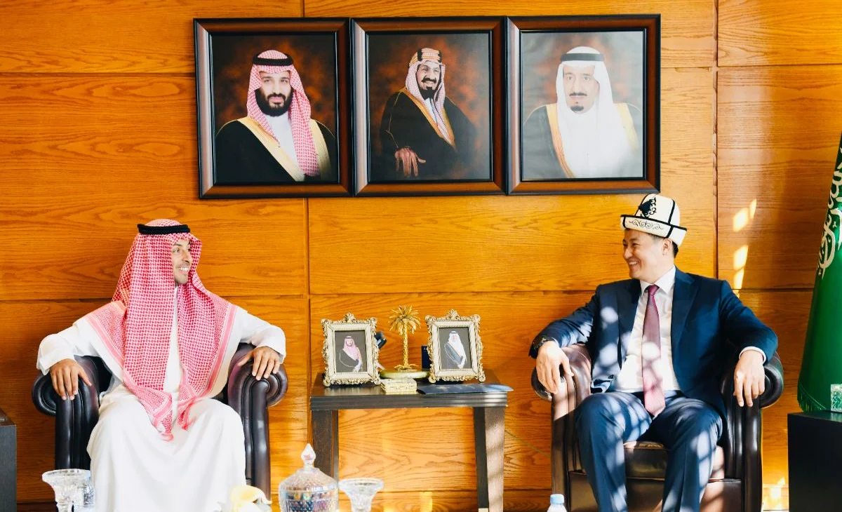 87bcb3f6-ea85-35ee-a9a4-6c146ab3dfe7