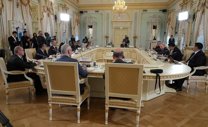 Putin meets with heads of leading global news agencies