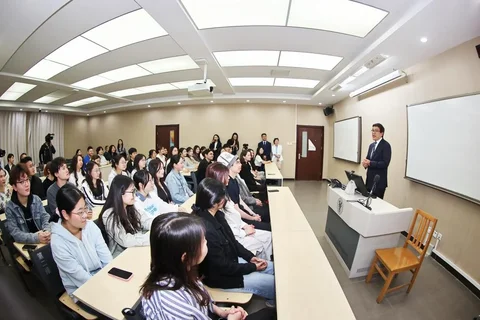 IMG-20250507-W.max-2560x1440.format-webp.jpegquality-90.webp
