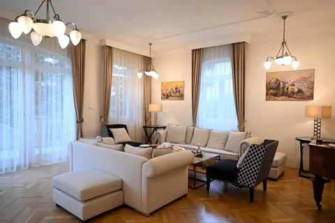 IMG_20250521_2_icFH6VH.max-2560x1440.format-webp.jpegquality-90.webp