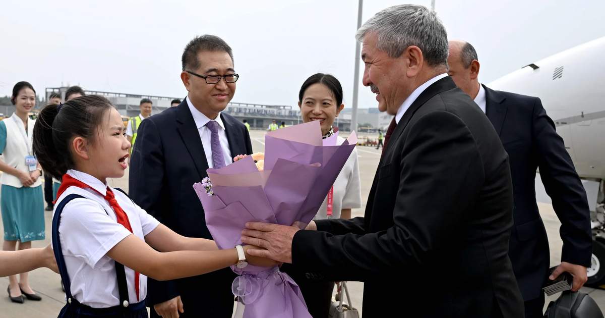 Adylbek Kasymaliev arrives in China