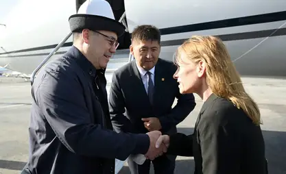 Sadyr Zhaparov arrives in Los Angeles