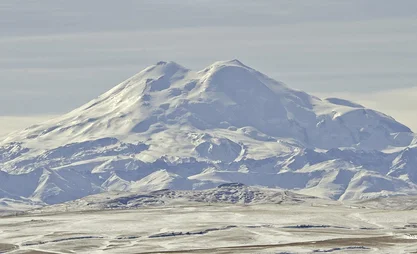 Mount_Elbrus_(cropped).jpg