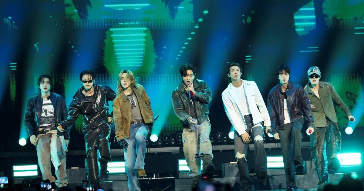 BTS takes three MTV VMA awards, BLACKPINK’s Lisa wins Best Pop