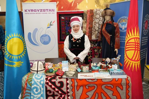 UKR01119.max-2560x1440.format-webp.jpegquality-90.webp