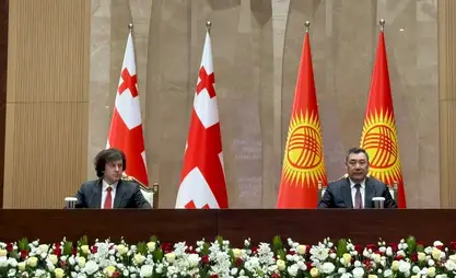 Sadyr Zhaparov meets Irakli Kobakhidze at Yntymak Ordo