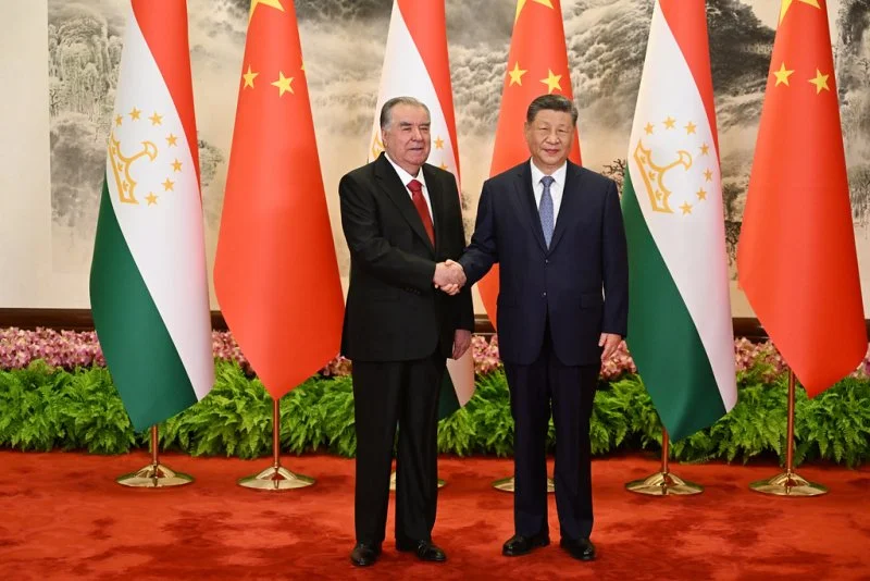 Xi+Rahmon.jpg