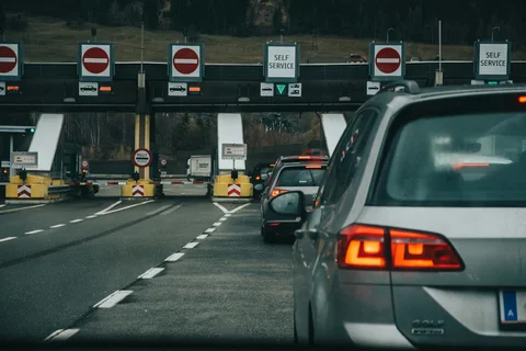 border_crossing.jpg