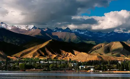 Deputy of Parliament proposes granting Cholpon-Ata status of tourist city