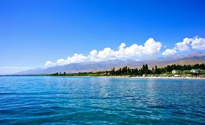 2.3 million tourists visit Issyk-Kul in summer season