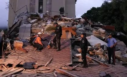 Venezuela earthquakes kill at least 164 with many more feared dead