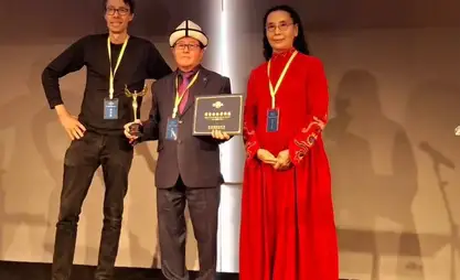 Kyrgyz Poet Atantay Akbarov wins award in Sydney