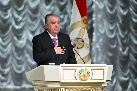 emomali_rahmon.jpg