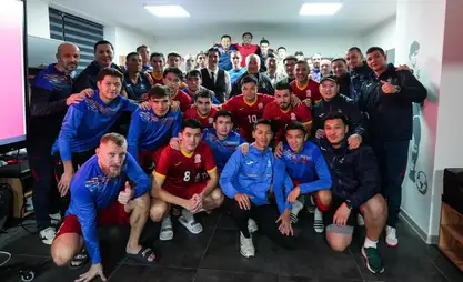 Kyrgyz Cabinet head meets the national teams of Kyrgyzstan and Lebanon