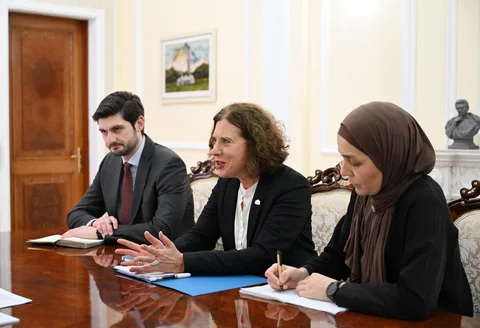 image3_XiUwNwl.max-2560x1440.format-webp.jpegquality-90.webp