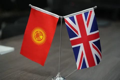 kyrg-britain flags.webp