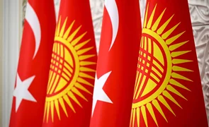kyrg-turk flags.webp
