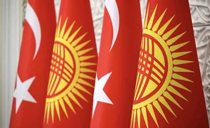 kyrgyz-turkish flags.webp