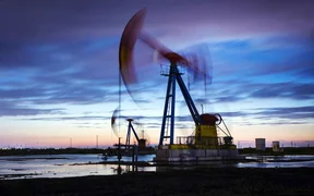main_oil_well_rig.jpg