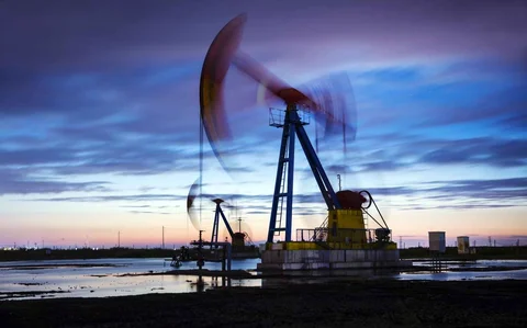 main_oil_well_rig.jpg
