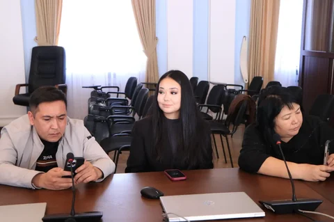 photo_2025-10-_HceWAtp.max-2560x1440.format-webp.jpegquality-90.webp