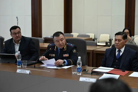 photo_52156914_V4L1EPw.max-2560x1440.format-webp.jpegquality-90.webp