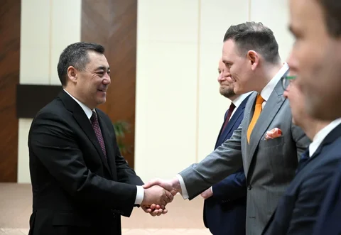 photo_52379001_KNJKJ3e.max-2560x1440.format-webp.jpegquality-90.webp