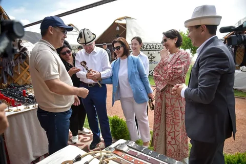 photo_53080243_T9xMxDD.max-2560x1440.format-webp.jpegquality-90.webp