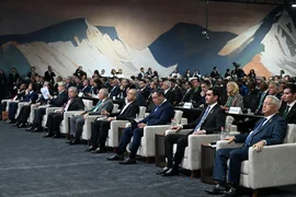 photo_53729479_KMmQ2ue.max-2560x1440.format-webp.jpegquality-90.webp