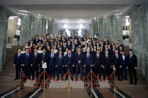 photo_54048628_BGs3XoO.max-2560x1440.format-webp.jpegquality-90.webp
