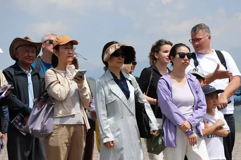 photo_54293018_G7gKGow.max-2560x1440.format-webp.jpegquality-90.webp